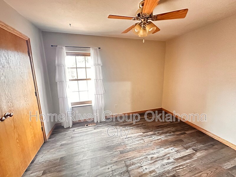 Building Photo - 1340 Chimney Hill Rd