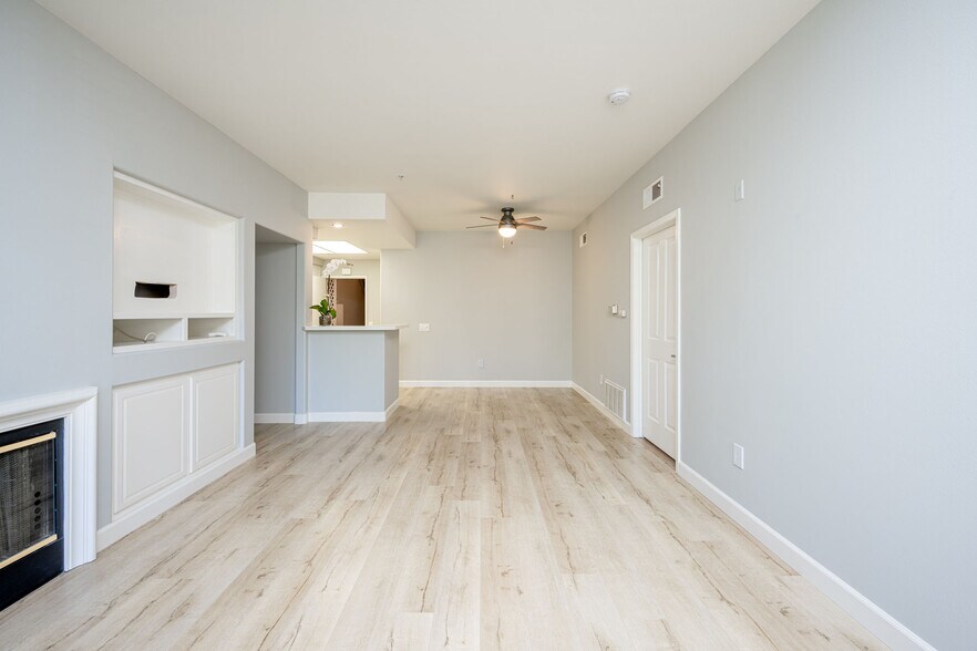 Building Photo - 104 Tropea Aisle