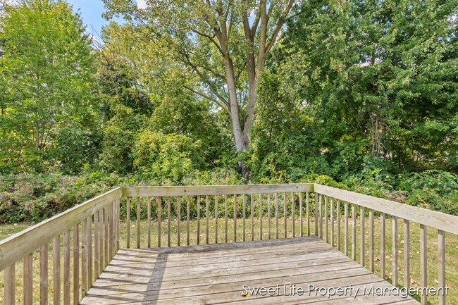 Building Photo - 917 Cedar Run Ct NW