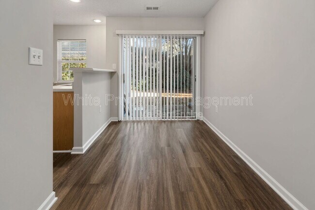 Building Photo - 12311 Bluestem Ln