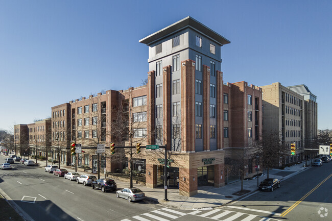 The Henry - 525 N Fayette St Alexandria VA 22314 | Apartment Finder