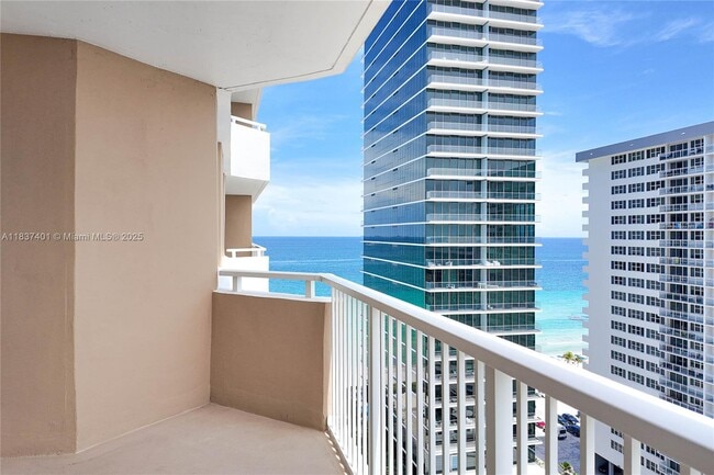 Building Photo - 1980 S Ocean Dr