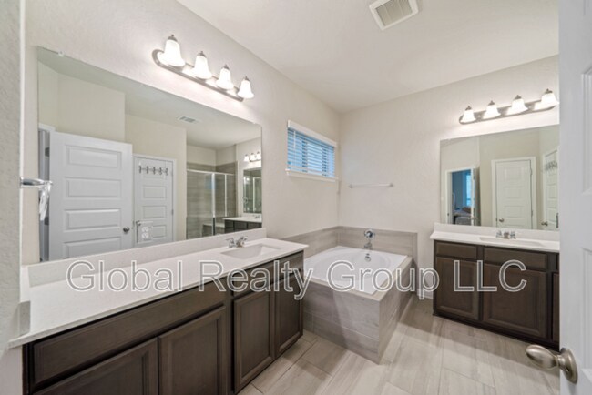 Building Photo - 13123 Horse Ter