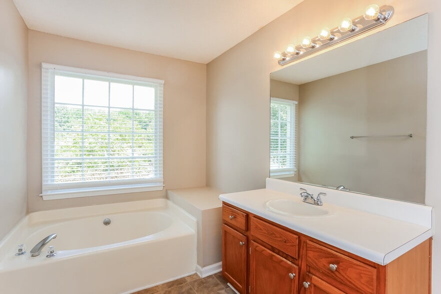 Building Photo - 5039 Mickleton Way
