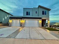 Building Photo - Beautiful Home in Desert Canyons Neighborhood
