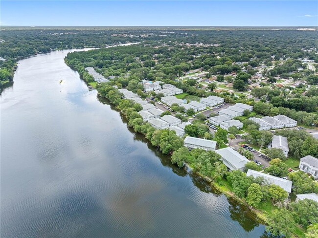 Building Photo - 7200 E Bank Dr
