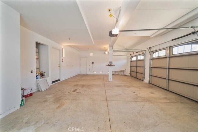 Building Photo - 9531 Montanza Way