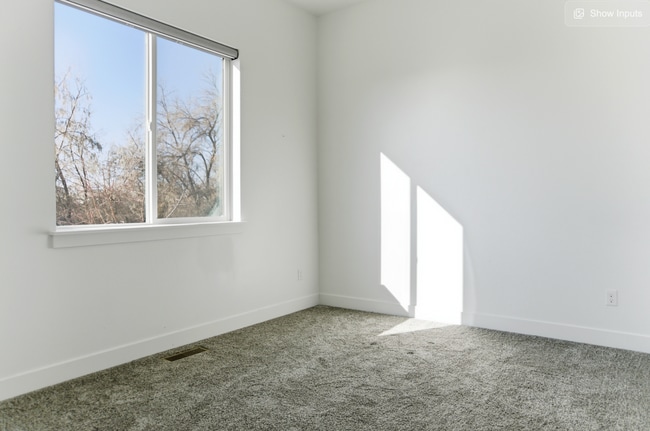 Building Photo - 193 N 300 E