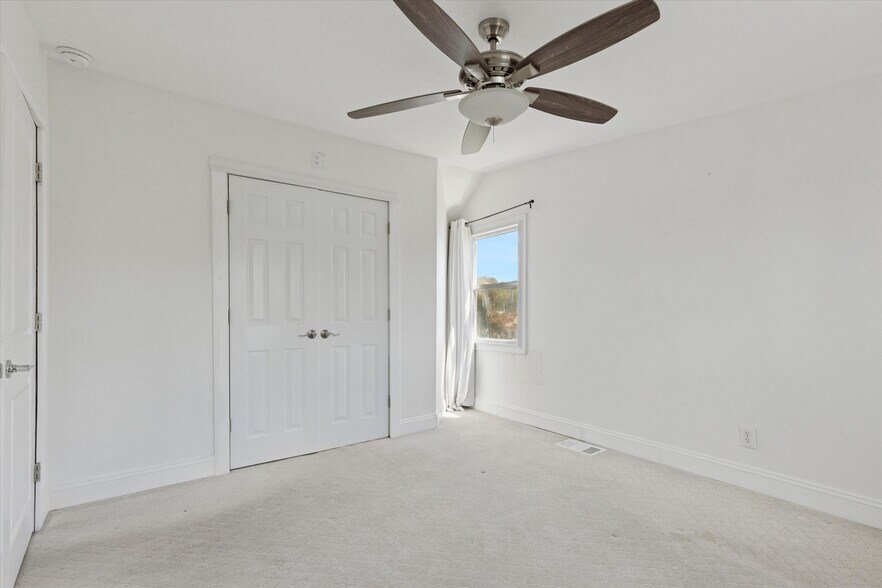 Bedroom 3 - 404 Exton Rd