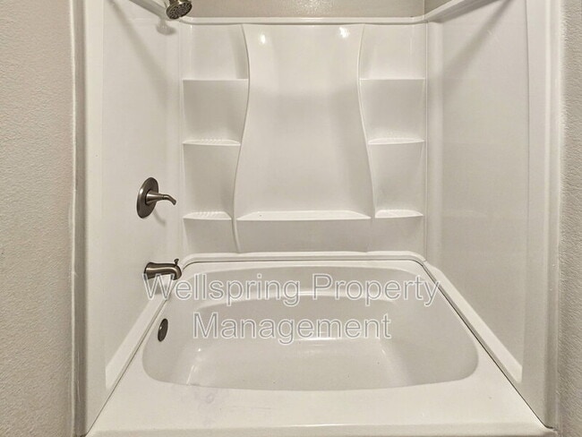 Building Photo - 327 W Haloid Ave