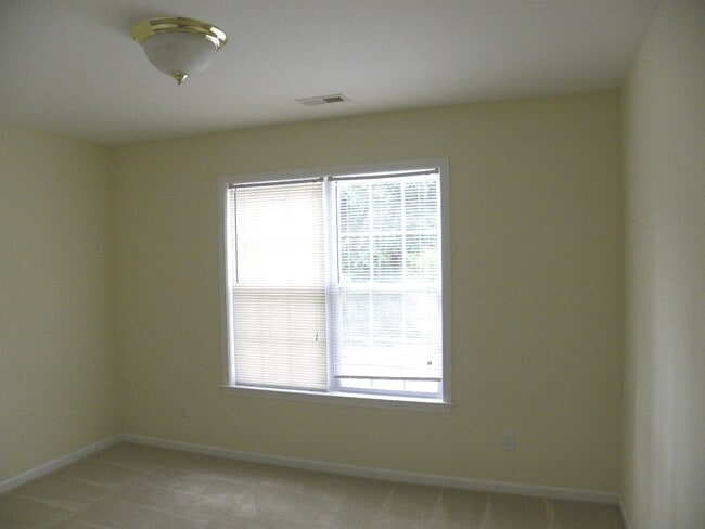 Building Photo - Coming Soon! Students welcome! 3 BR House with rocking chair front Porch. Close to UNCW