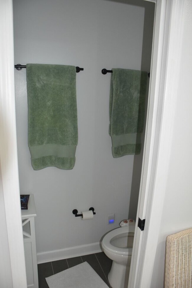 Building Photo - 3/2 Home in The Reserve