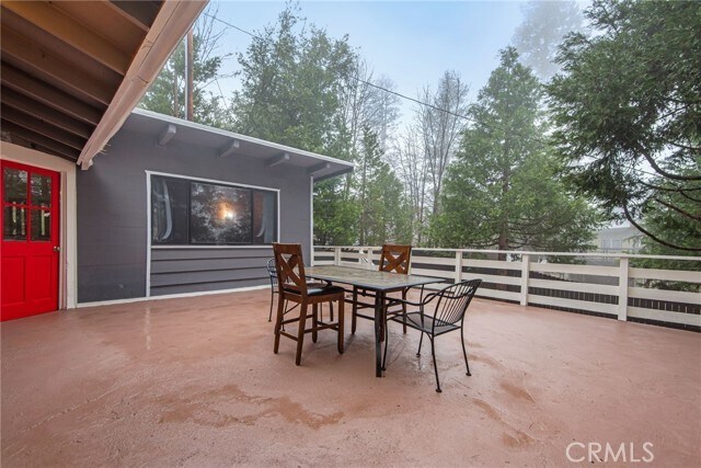 Building Photo - 55305 S Circle Dr