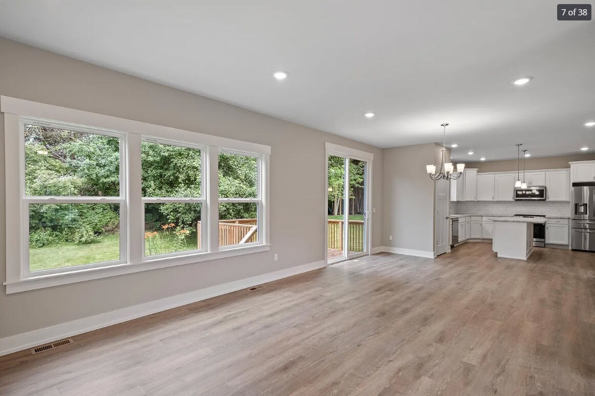 Building Photo - 5453 W Heathwood Dr SE