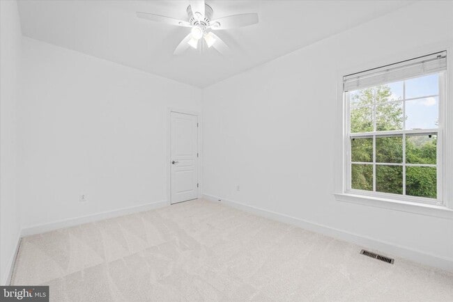 Building Photo - 8901 Hargrove Ct