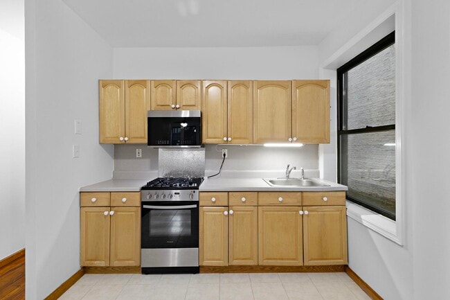 Building Photo - 6209-6215 JFK Blvd E