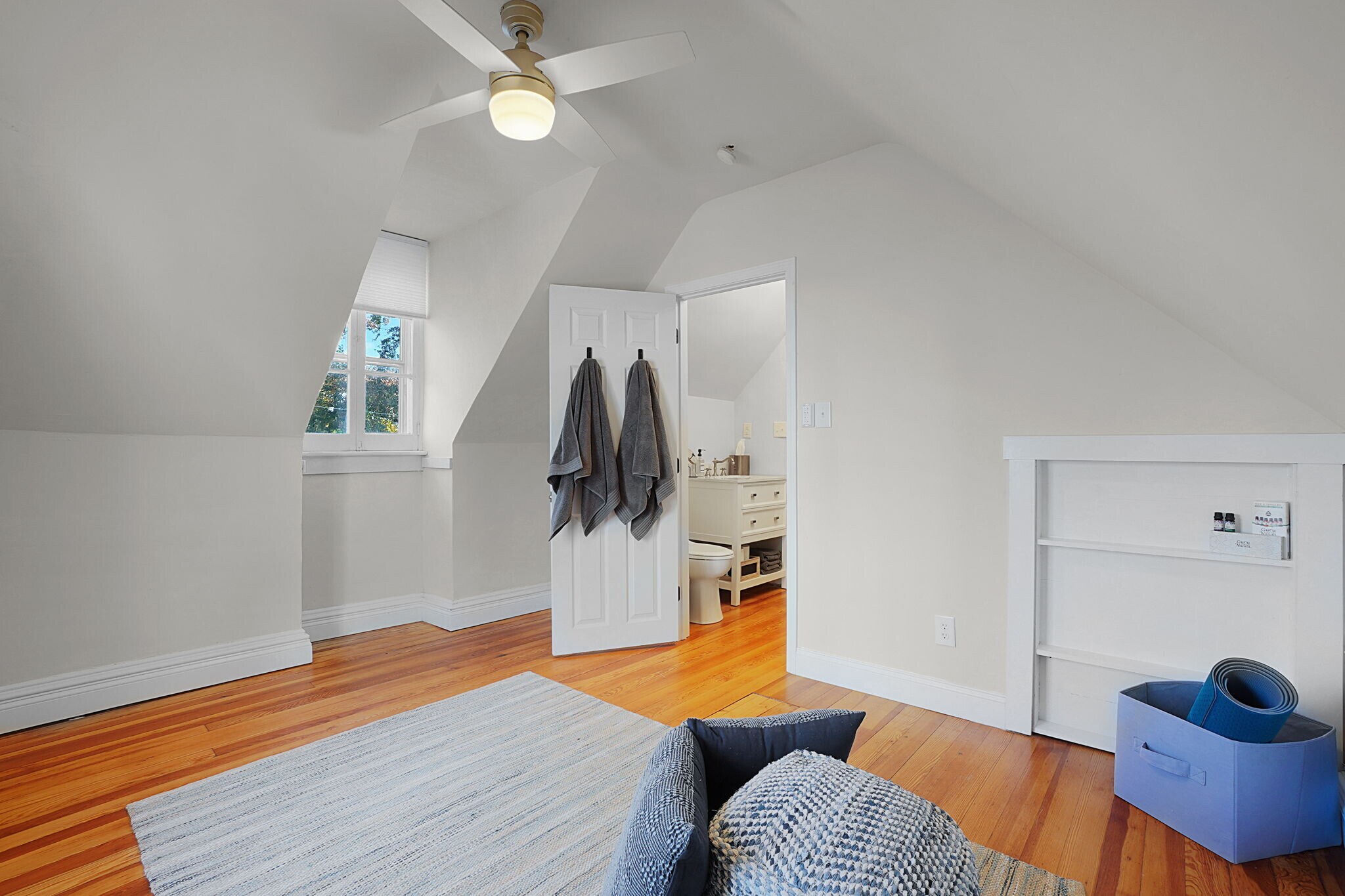 Building Photo - 1015 N 5th St