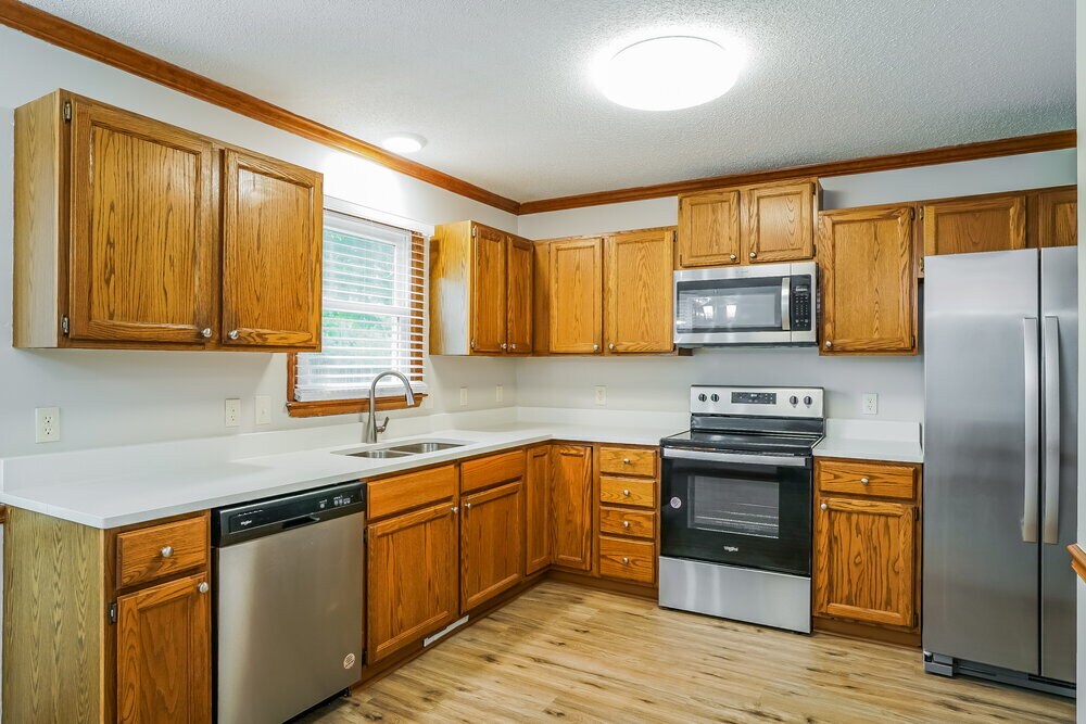 Building Photo - 1113 Buttercup Ln