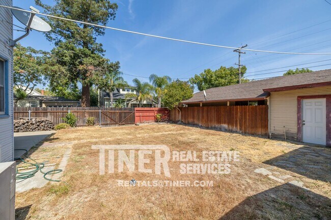 Building Photo - 4201 53rd St