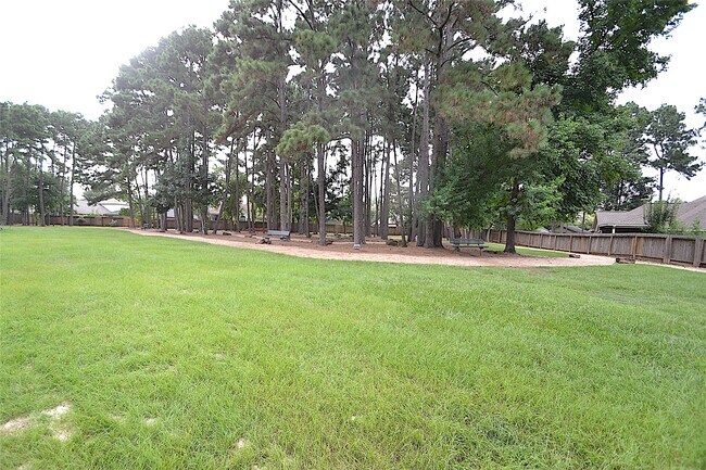 Building Photo - 19222 Aquatic Dr