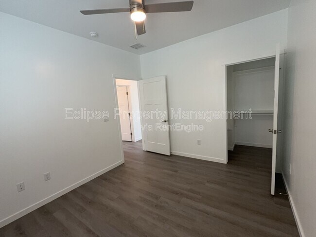 Building Photo - 147 Buena Vista Dr