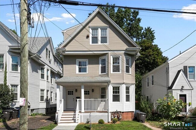 Building Photo - 19 Willard St