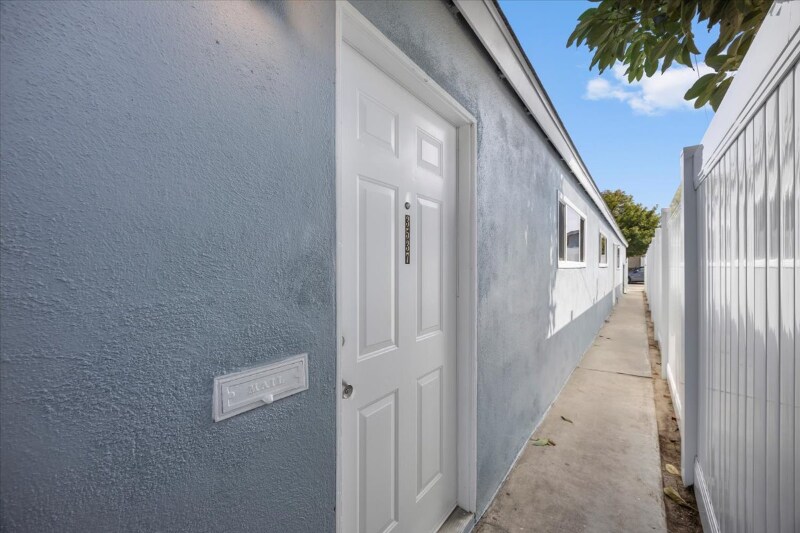 Building Photo - 3537 Delta Ave