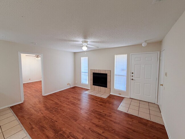 Building Photo - 2303 Whitlow Cove