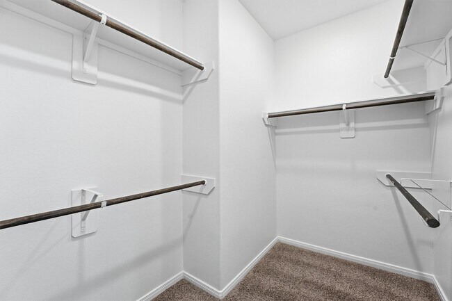 Building Photo - 719 Longstreet Dr