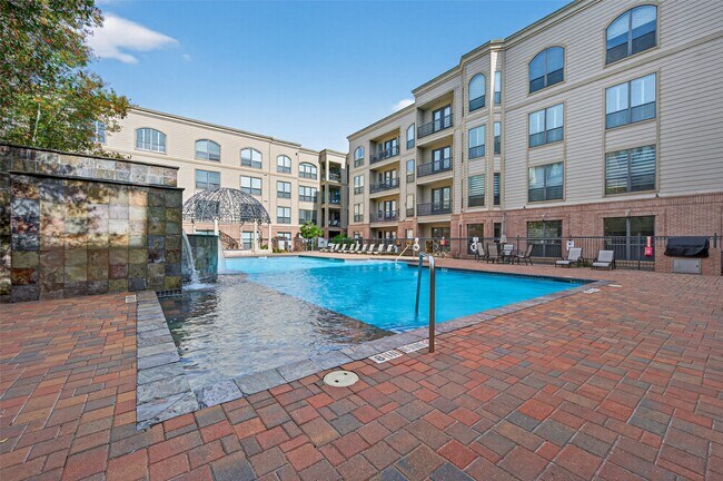 Building Photo - 2299 Lone Star Dr