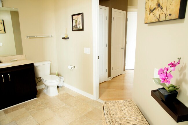 Bathroom - 475 K St NW
