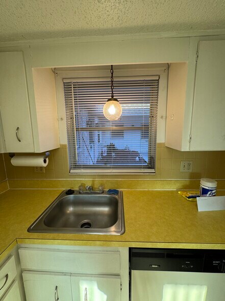 Building Photo - 4008 Audubon Dr