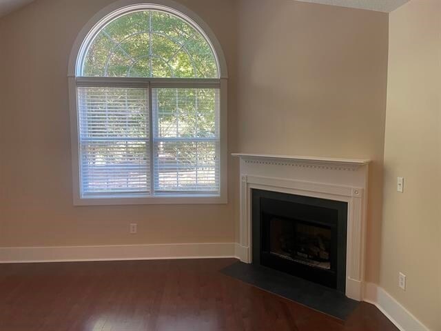 Building Photo - 142 Edgewood Ct