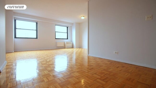 Building Photo - 401 2nd Ave