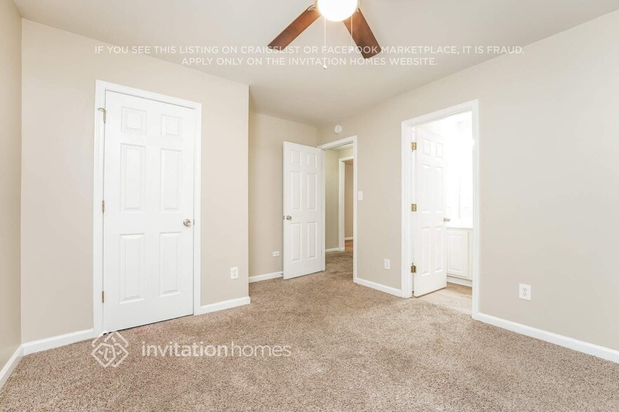Building Photo - 2982 Briaroak Dr