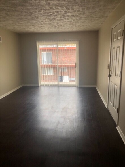 Primary Photo - 4415 N 62nd St