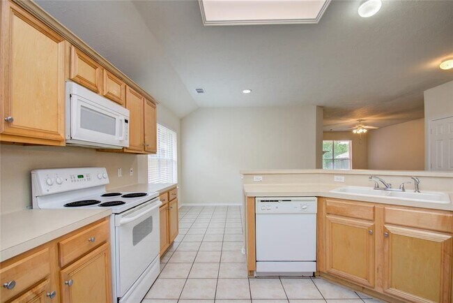 Building Photo - 5715 Afton Ridge Ln