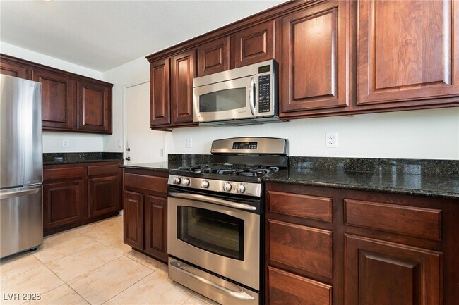 Building Photo - 9076 Amanda Creek Ct