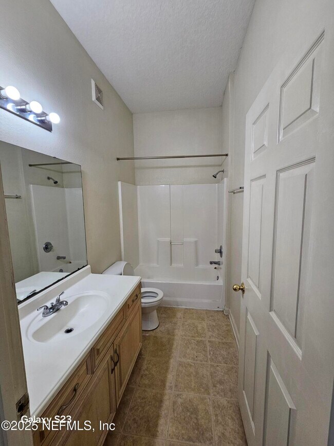 Building Photo - 6788 Manotak Oaks Dr