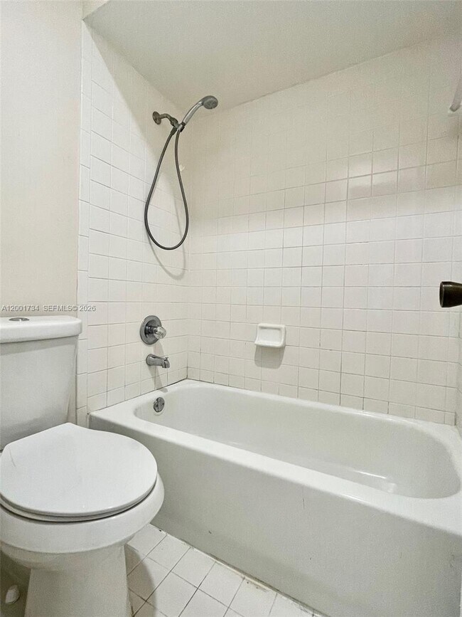 Building Photo - 13754 SW 147th Cir Ln