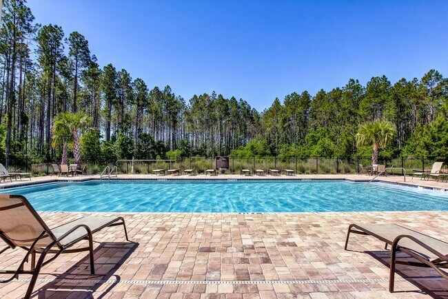 Building Photo - Adorable 3/2 in Lumber Creek