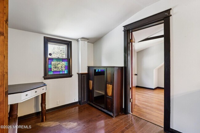 Building Photo - 15 Woolley Ave