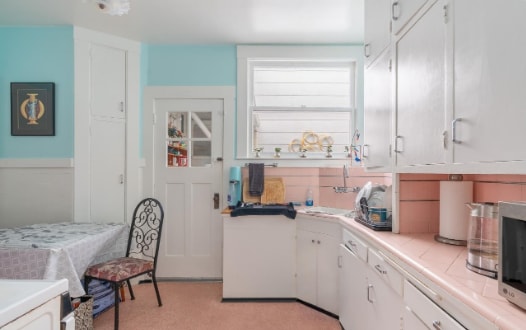 Building Photo - 2139 Taraval St