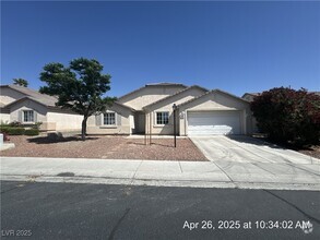 Building Photo - 916 Melic Way