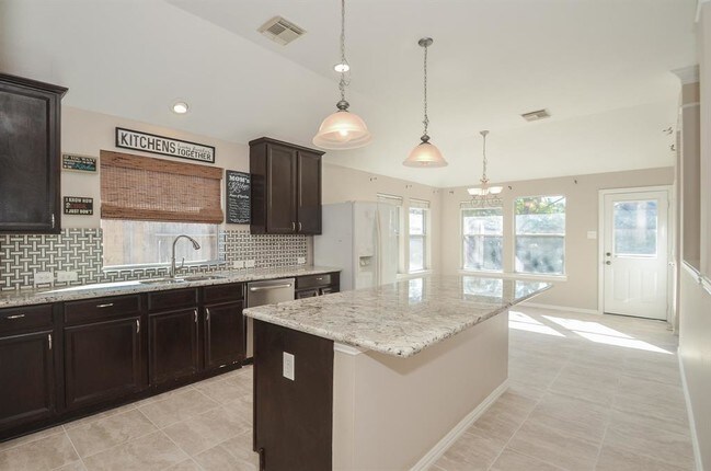 Building Photo - 7439 Parkcross Pl