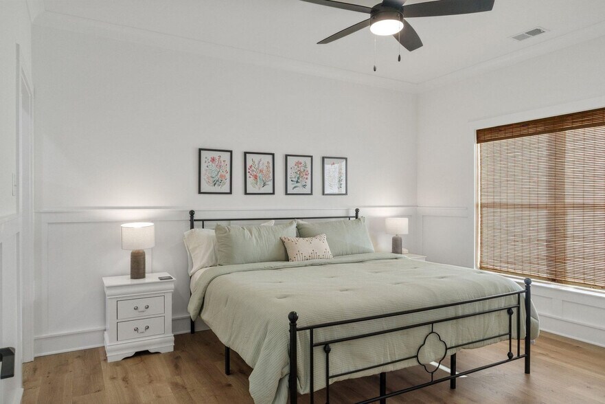 Building Photo - 93 Snyder Dr