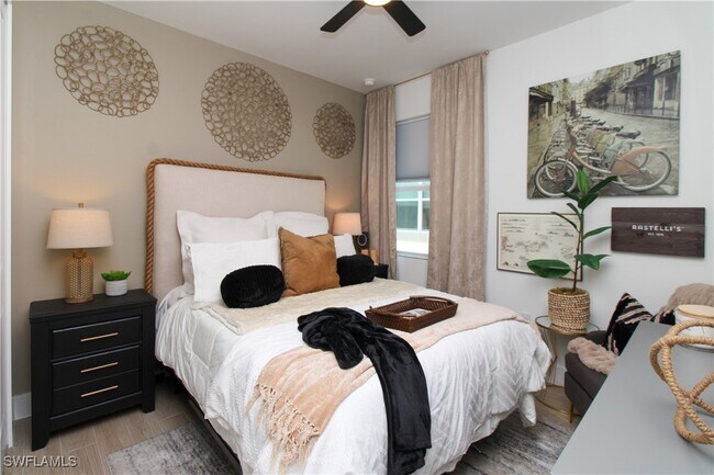 Building Photo - 8857 Oceana Wy