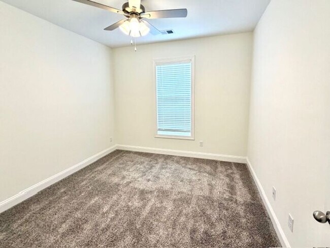 Building Photo - Move In Special! Now Leasing a Brand New 5-Bedroom 3 Bath Home in Oakland