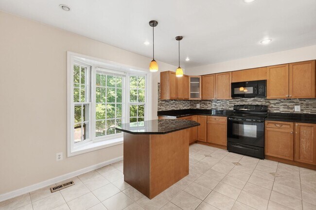 Building Photo - 6012 Crown Royal Cir