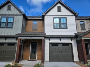 Building Photo - 425 Heart D Farm Rd